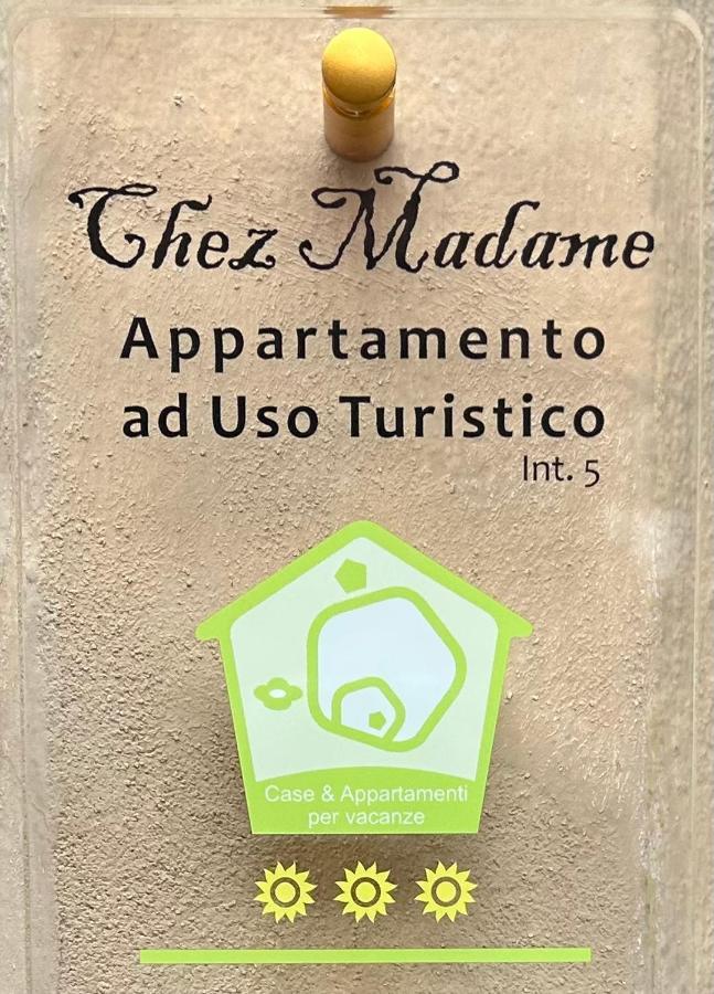 费拉拉 Chez Madame酒店 外观 照片